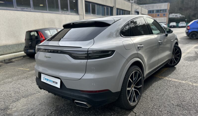 
								Porsche Cayenne Coupé 3.0 E-Hybrid Tiptronic full									