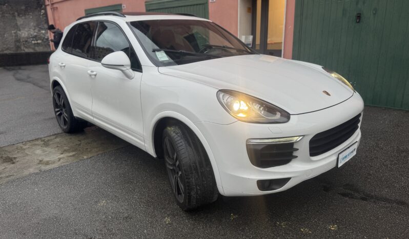 
								Porsche Cayenne 3.0 diesel Platinum Edition full									