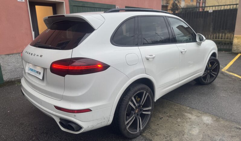 
								Porsche Cayenne 3.0 diesel Platinum Edition full									