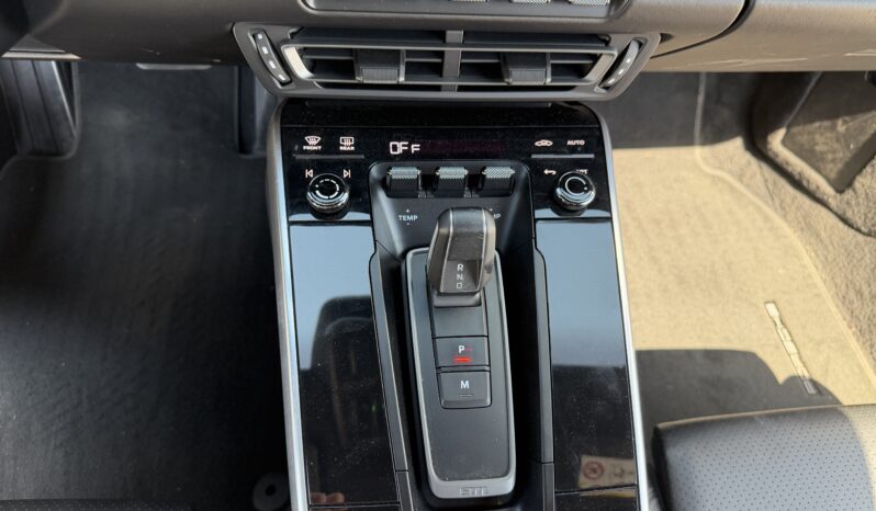 
								Porsche 992 911 coupé 3.7 Turbo full									
