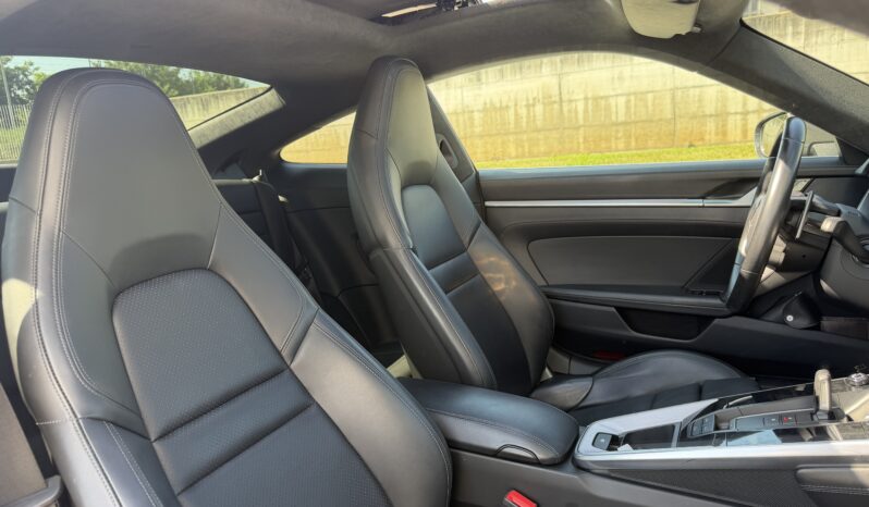 
								Porsche 992 911 coupé 3.7 Turbo full									