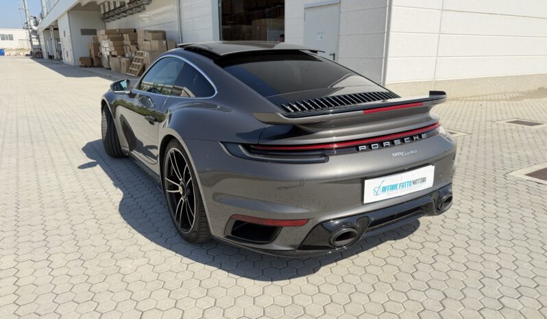 
								Porsche 992 911 coupé 3.7 Turbo full									