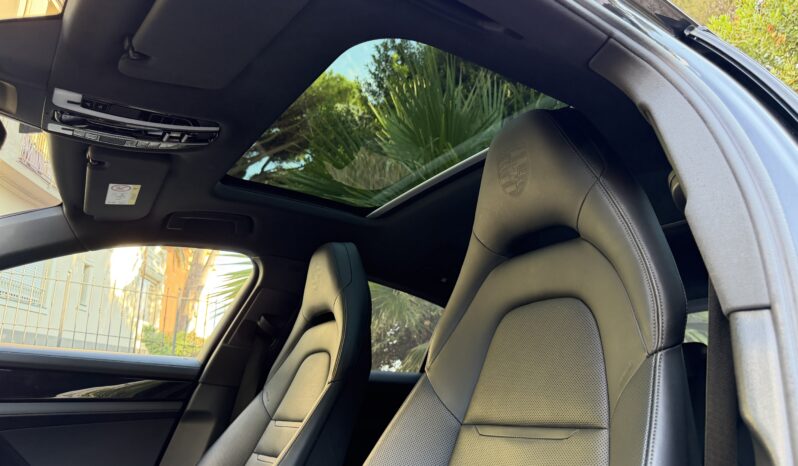 
								Porsche Panamera 4 E-Hybrid Platinum Edition full									