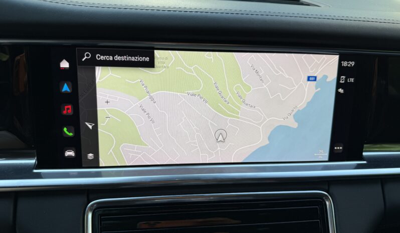 
								Porsche Panamera 4 E-Hybrid Platinum Edition full									
