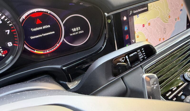 
								Porsche Panamera 4 E-Hybrid Platinum Edition full									