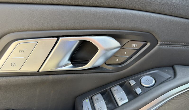 
								BMW M3 Touring Competition 530cv xDrive auto full									
