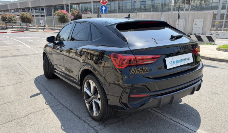 
								Audi Q3 Sportback 40 2.0 TFSI S-Line Edition quattro S-Tronic full									