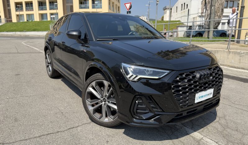 
								Audi Q3 Sportback 40 2.0 TFSI S-Line Edition quattro S-Tronic full									