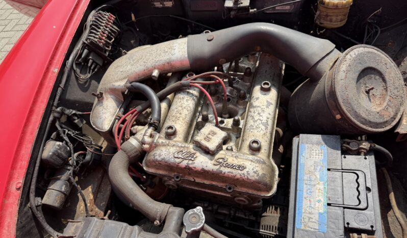 
								Alfa Romeo Spider 1.600 Osso di Seppia full									