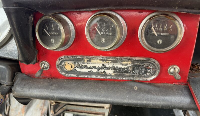 
								Alfa Romeo Spider 1.600 Osso di Seppia full									