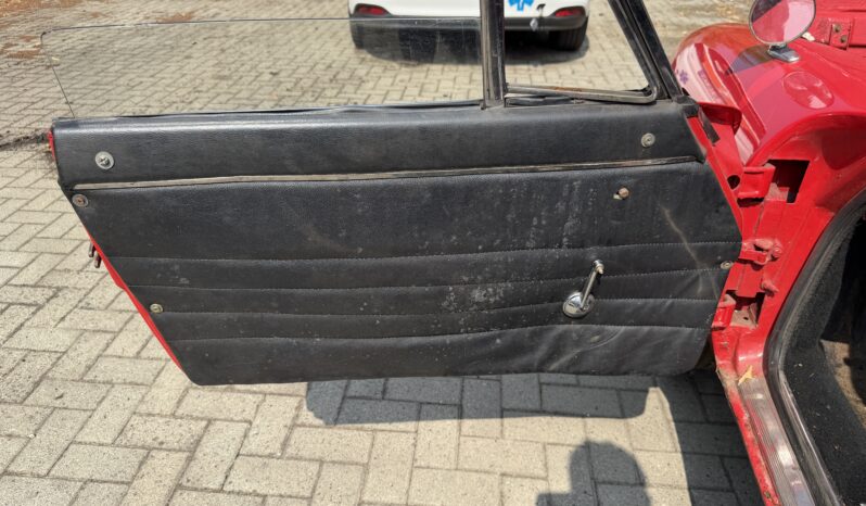 
								Alfa Romeo Spider 1.600 Osso di Seppia full									