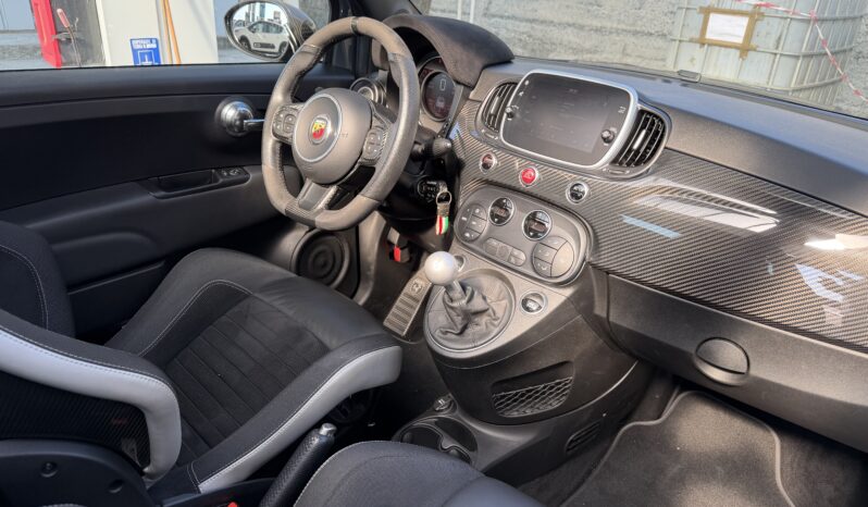 
								Abarth 695 Turbo T-Jet XSR Yamaha Limited Edition Cabrio full									