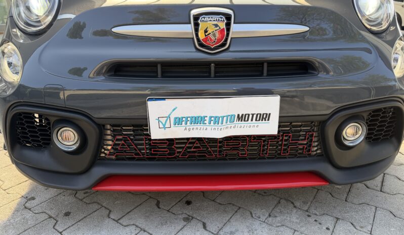 
								Abarth 695 Turbo T-Jet XSR Yamaha Limited Edition Cabrio full									