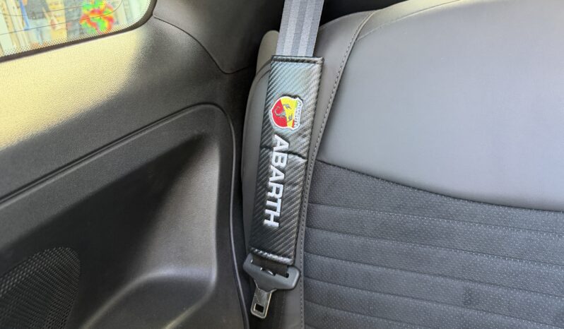 
								Abarth 695 Turbo T-Jet XSR Yamaha Limited Edition Cabrio full									