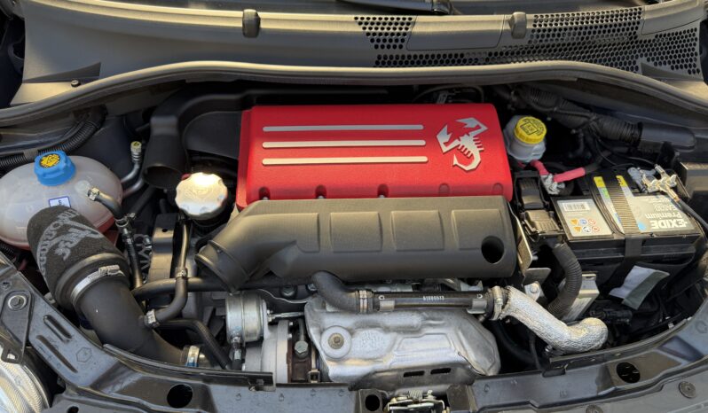 
								Abarth 695 Turbo T-Jet XSR Yamaha Limited Edition Cabrio full									