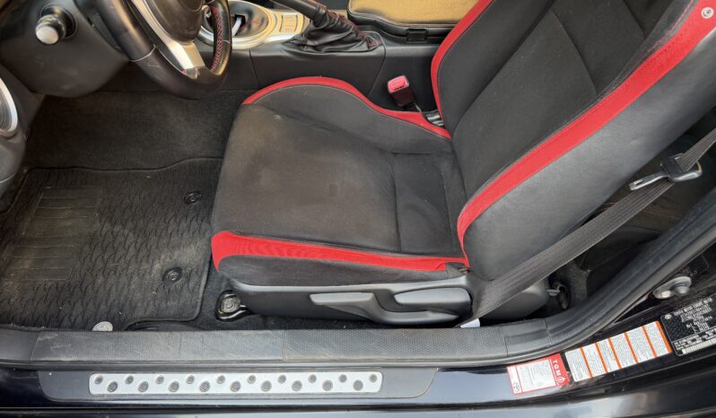
								Toyota GT86 2.0 rock&road full									