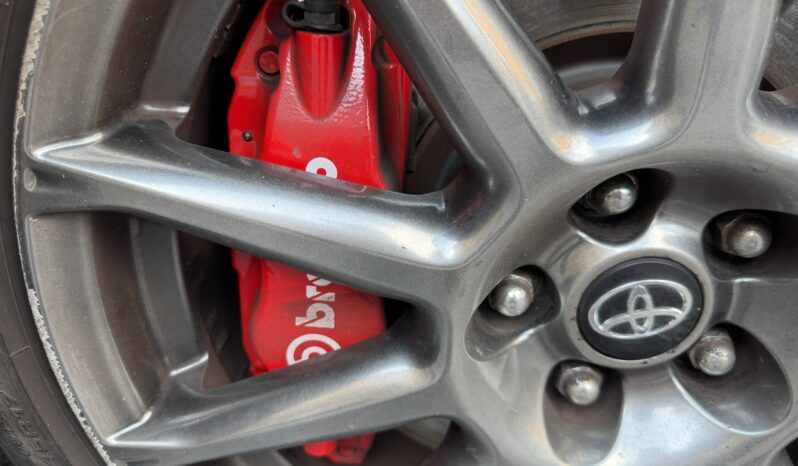 
								Toyota GT86 2.0 rock&road full									