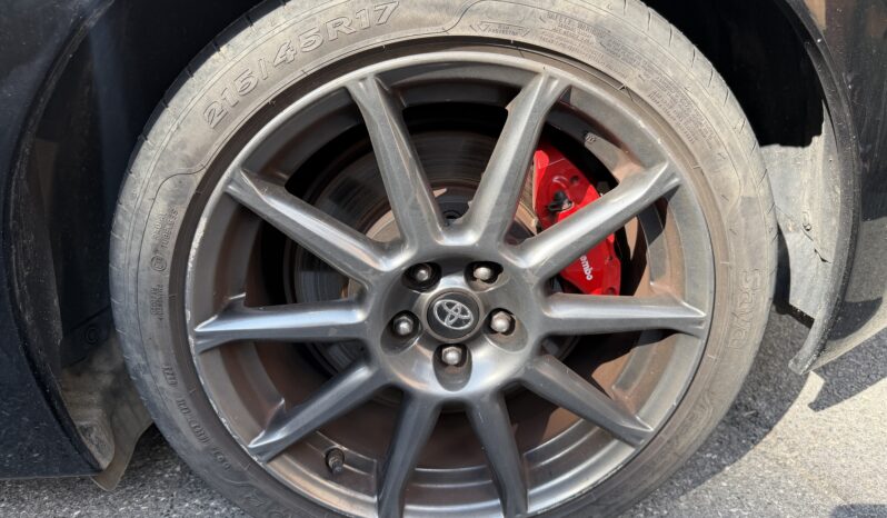 
								Toyota GT86 2.0 rock&road full									