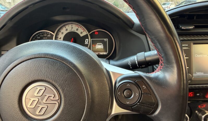 
								Toyota GT86 2.0 rock&road full									