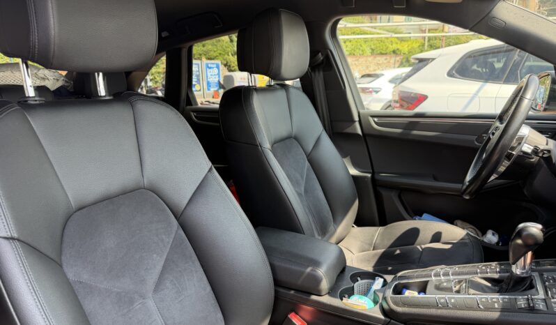 
								Porsche Macan 2.0 245 cv pdk full									