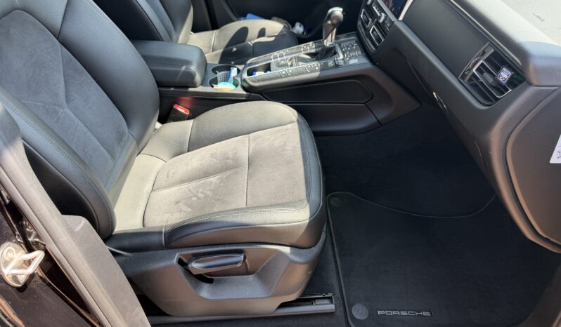 
								Porsche Macan 2.0 245 cv pdk full									