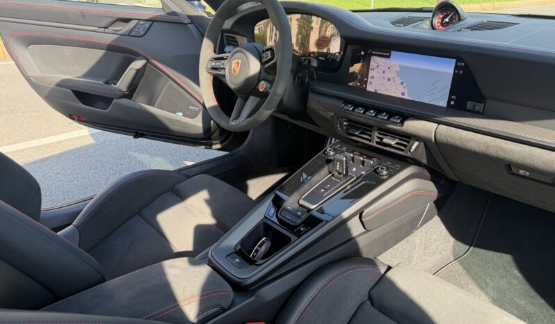 
								Porsche 911 992.2 Coupé Carrera 4 GTS auto full									
