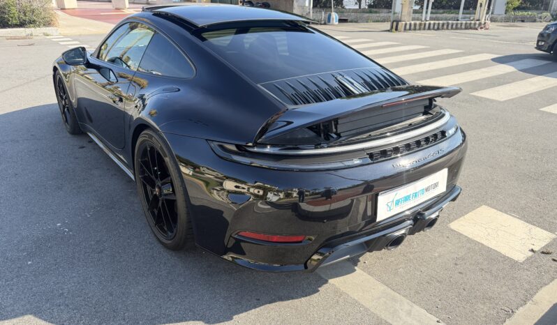 
								Porsche 911 992.2 Coupé Carrera 4 GTS auto full									