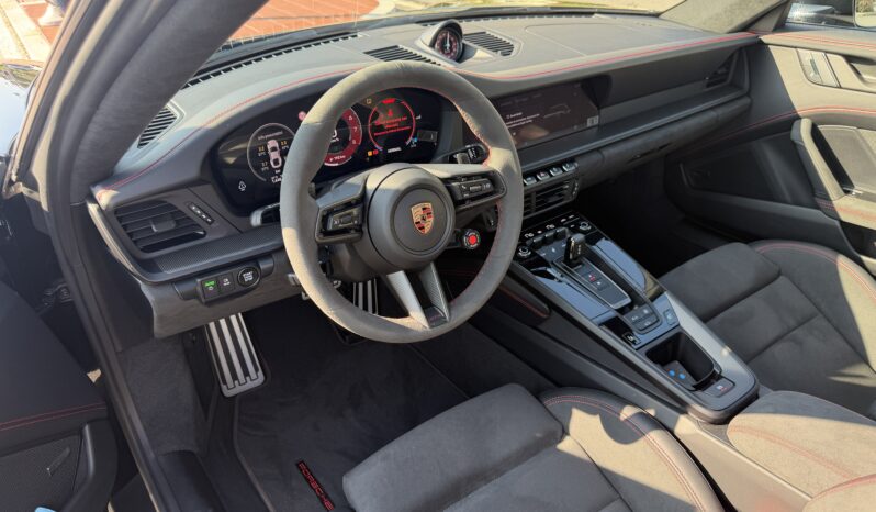 
								Porsche 911 992.2 Coupé Carrera 4 GTS auto full									